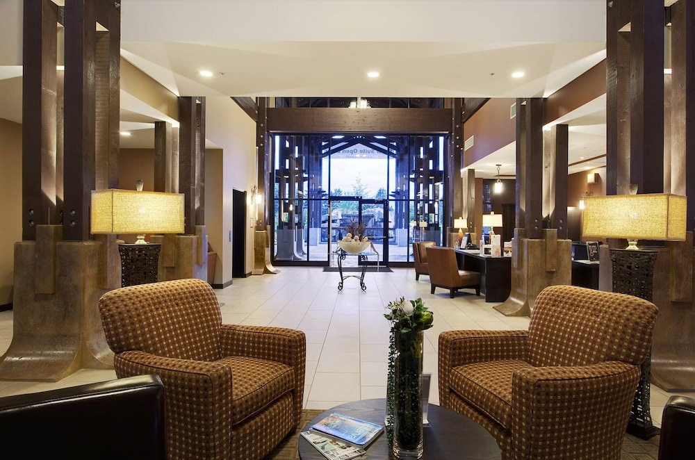 Sunrise Ridge Waterfront Resort 58/82