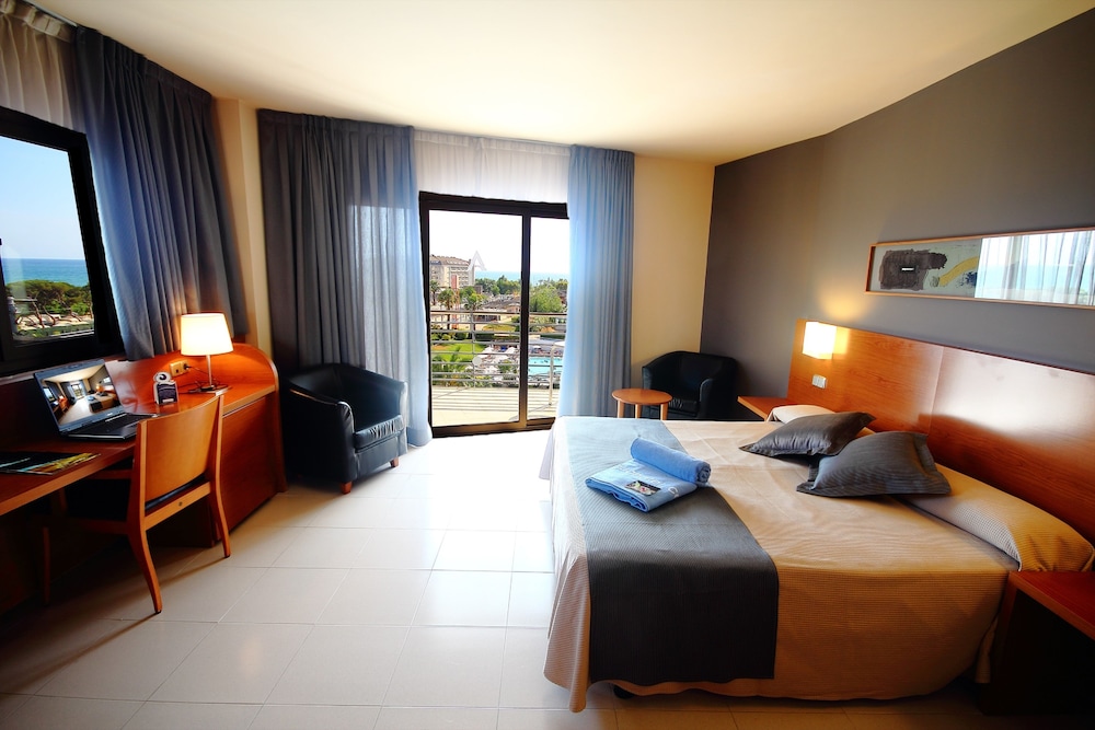 Aqua Hotel Onabrava 30/71