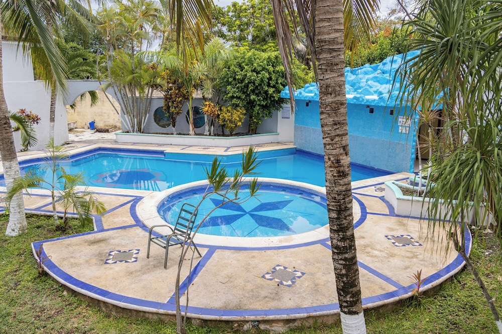 OYO Hotel Marias Aeropuerto Internacional de Chetumal 55/61