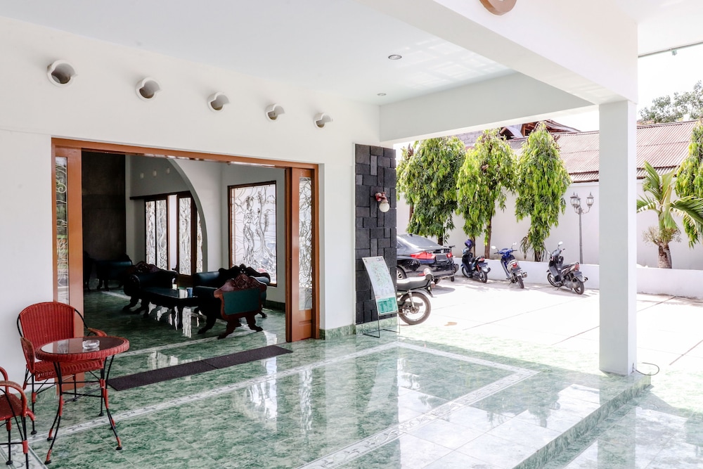Hotel Sumaryo by ZUZU 21/43