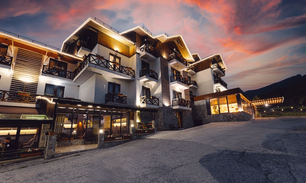 Hotel and SPA Crystal in BORJOMI