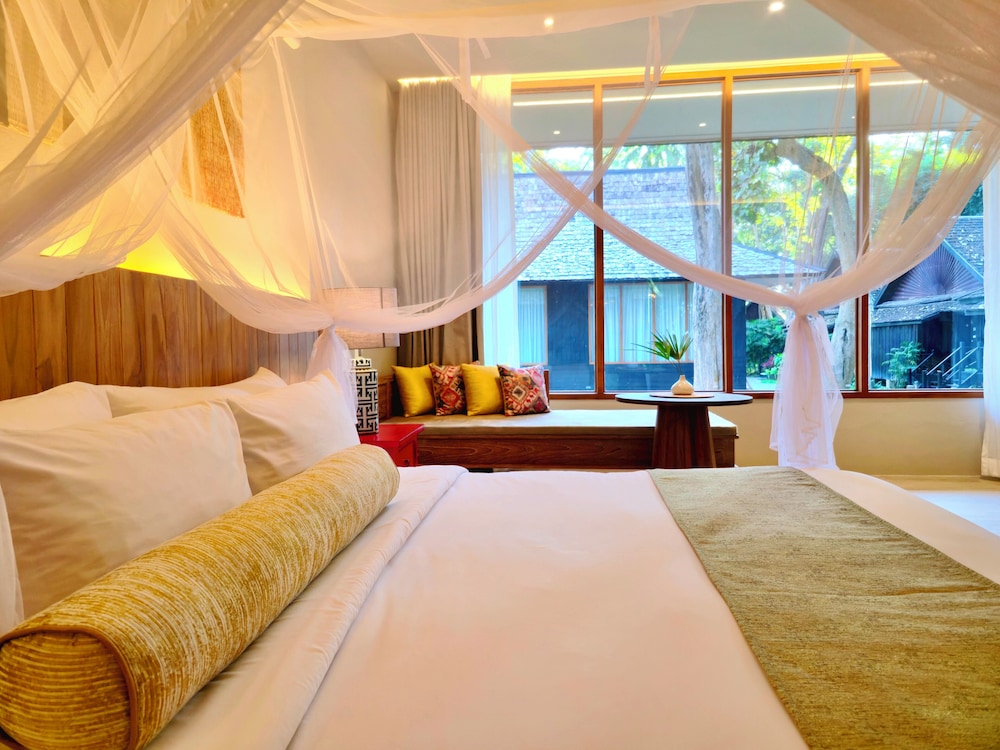 Royal, Lanna, Deluxe, King Bed