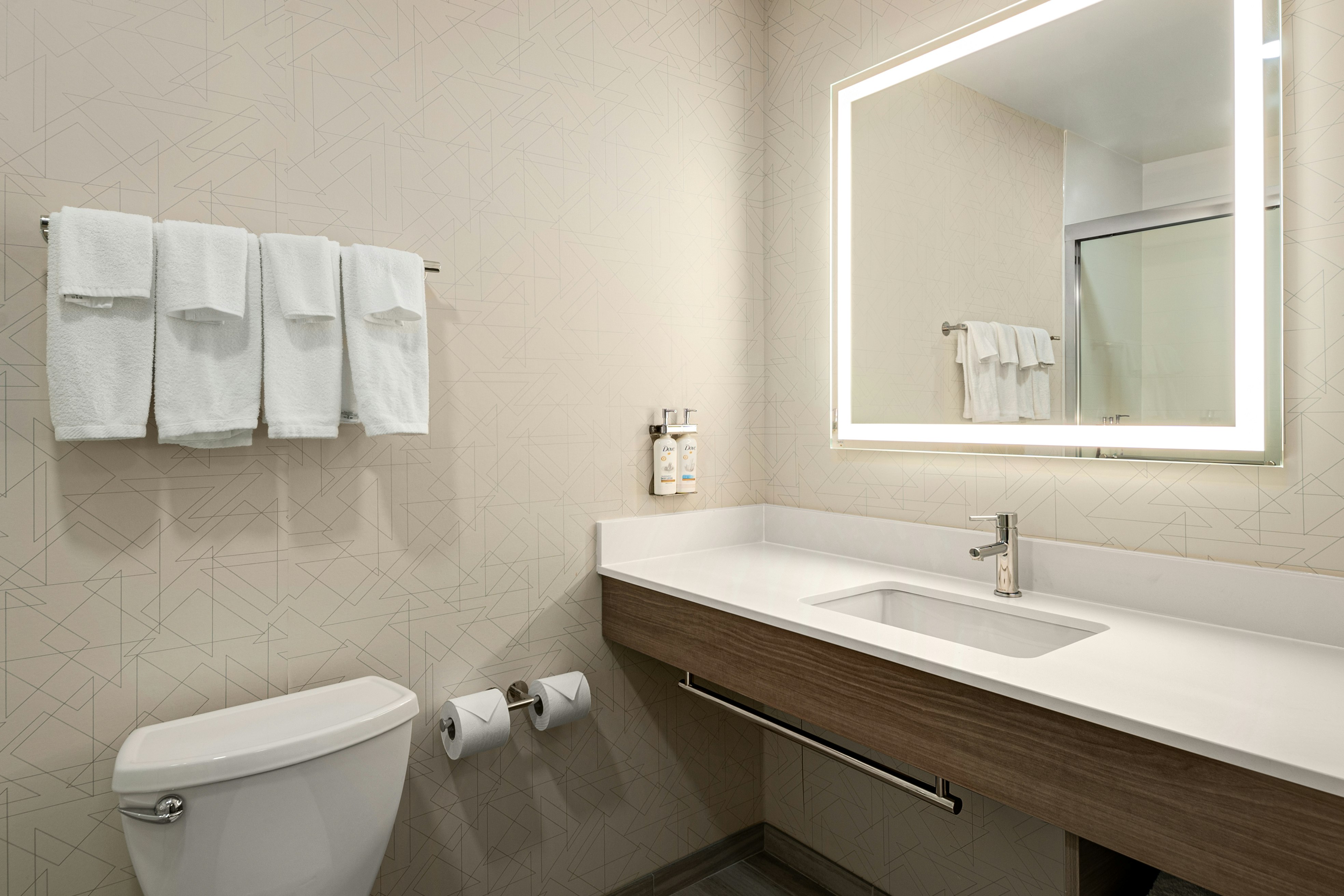 غرفة بسريرين كوين، Holiday Inn Express Richmond by IHG 4/5