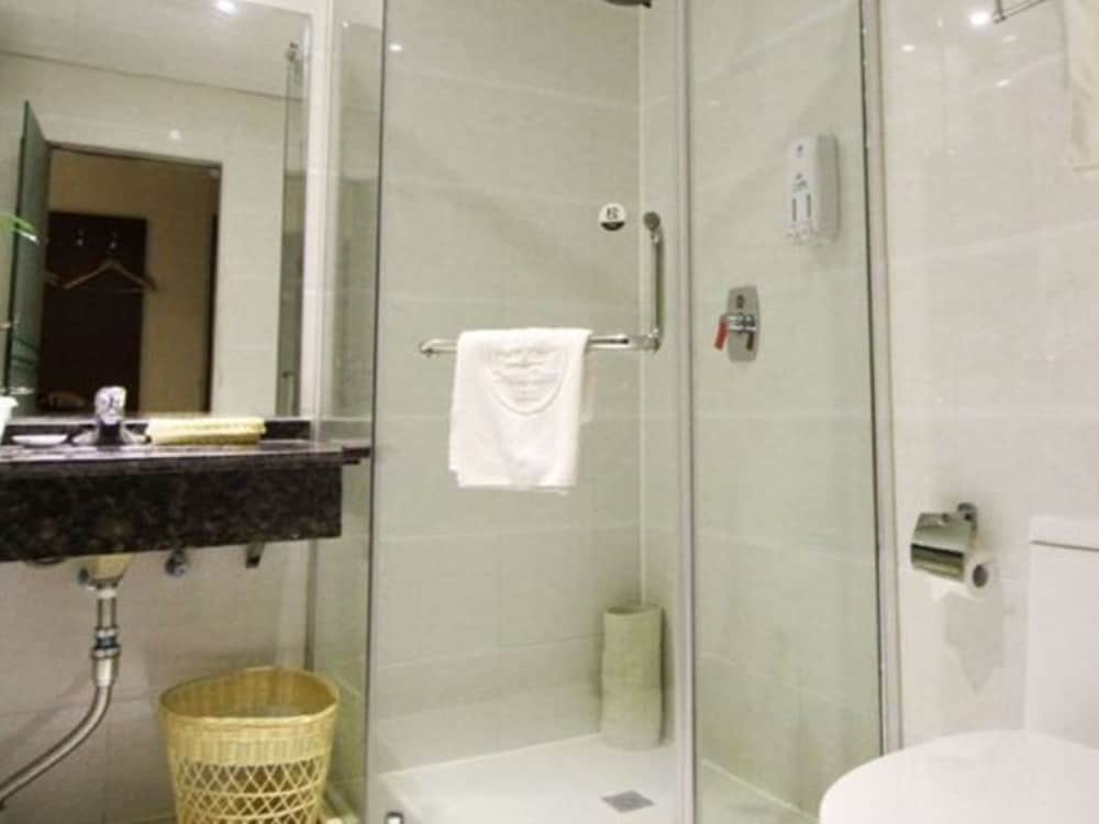 GREENTREE INN YANCHENG SHEYANG XINGFUHUACHENG COMMERCIAL STREET HOTEL 57/58