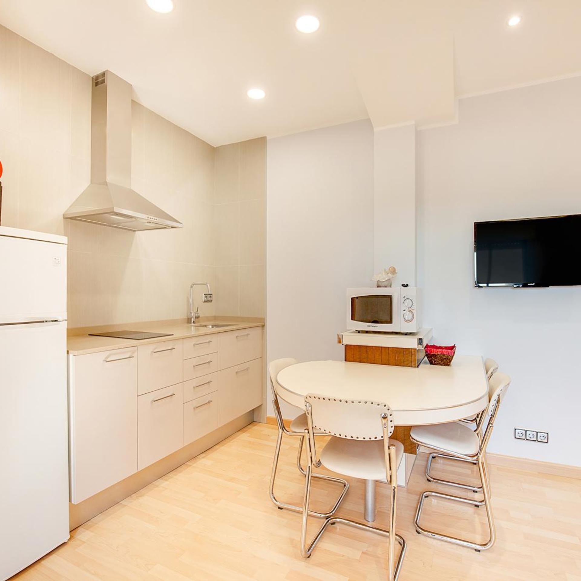 Hotel Restaurante Blanc I Negre 2 30/43