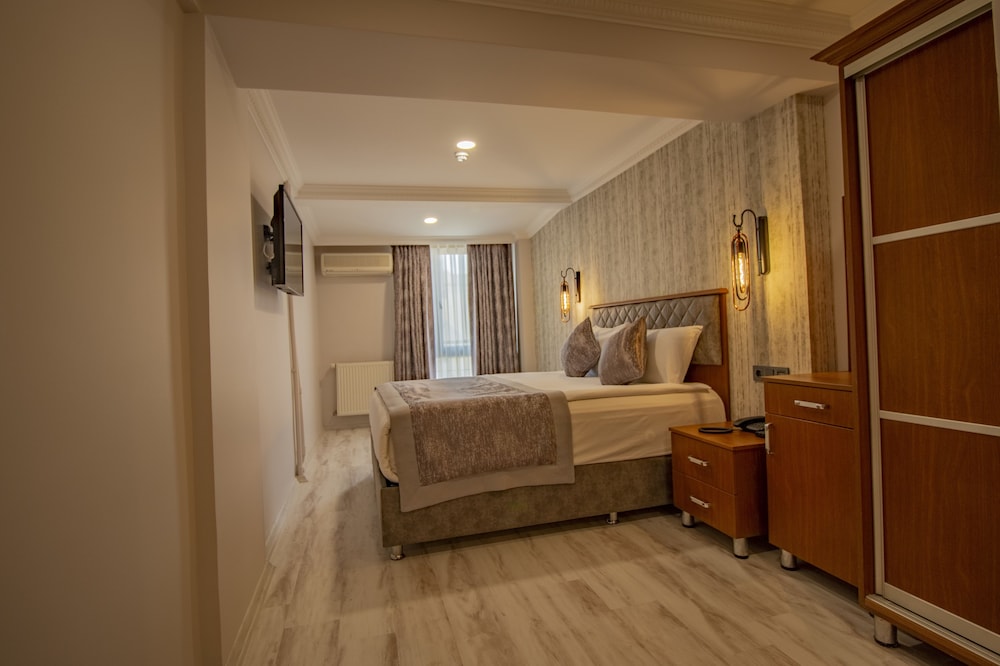 Avrasya Port Hotel 40/40