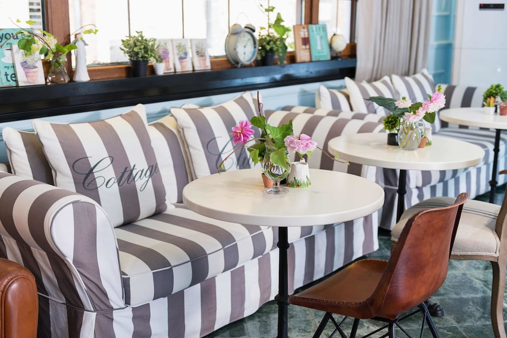 Areela Boutique Hotel 46/67