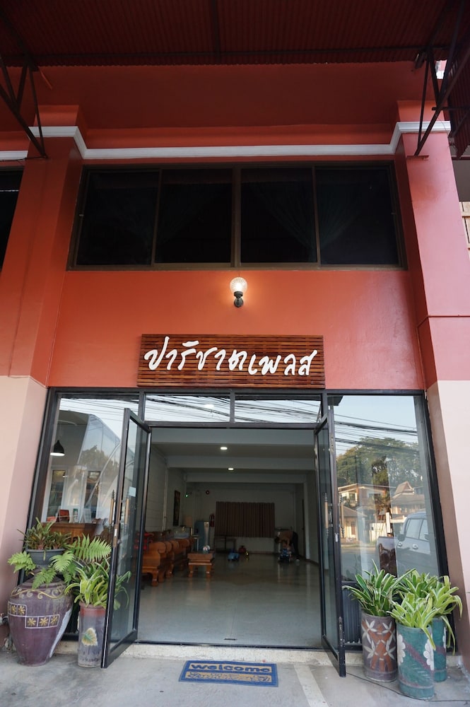 Parichart Place 1/28