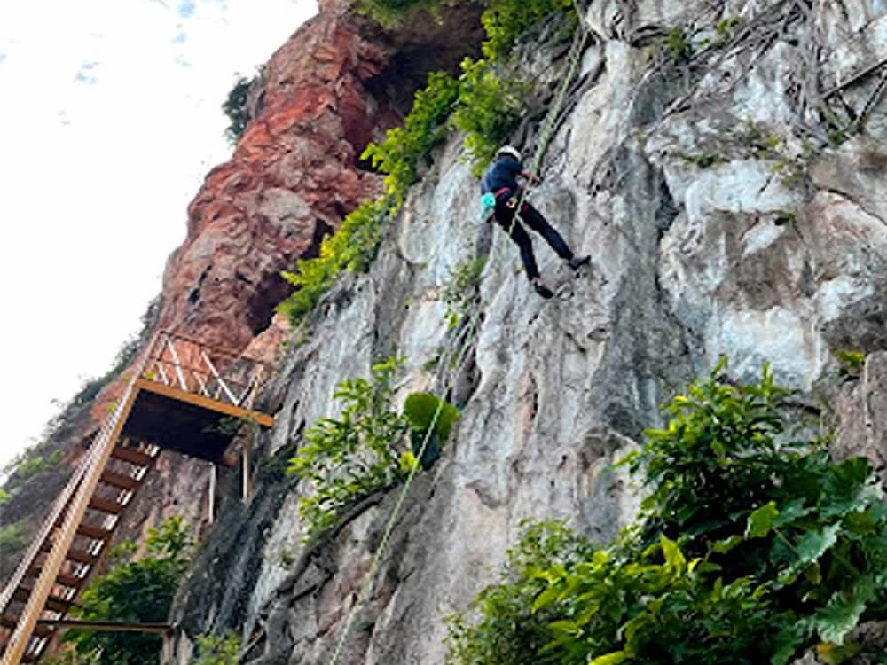 ARK HOTEL BATU CAVES 18/21