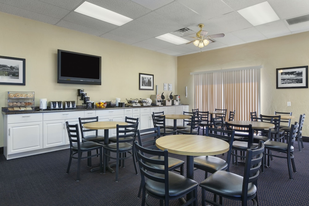 Days Inn by Wyndham Williams, AZ 40/58