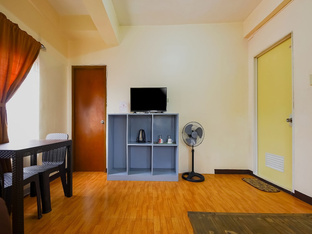 Oyo 431 Apollo 11 Apartelle 17/23