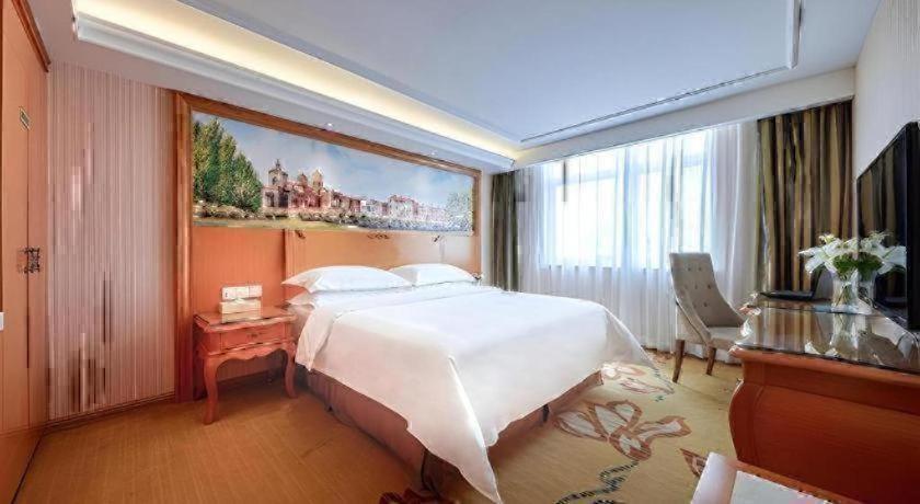 Vienna Hotel (Xi'an Bell Tower) 41/61