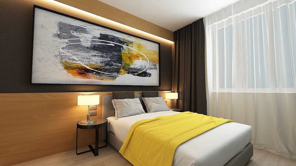 Maccani Luxury Suites 21/85