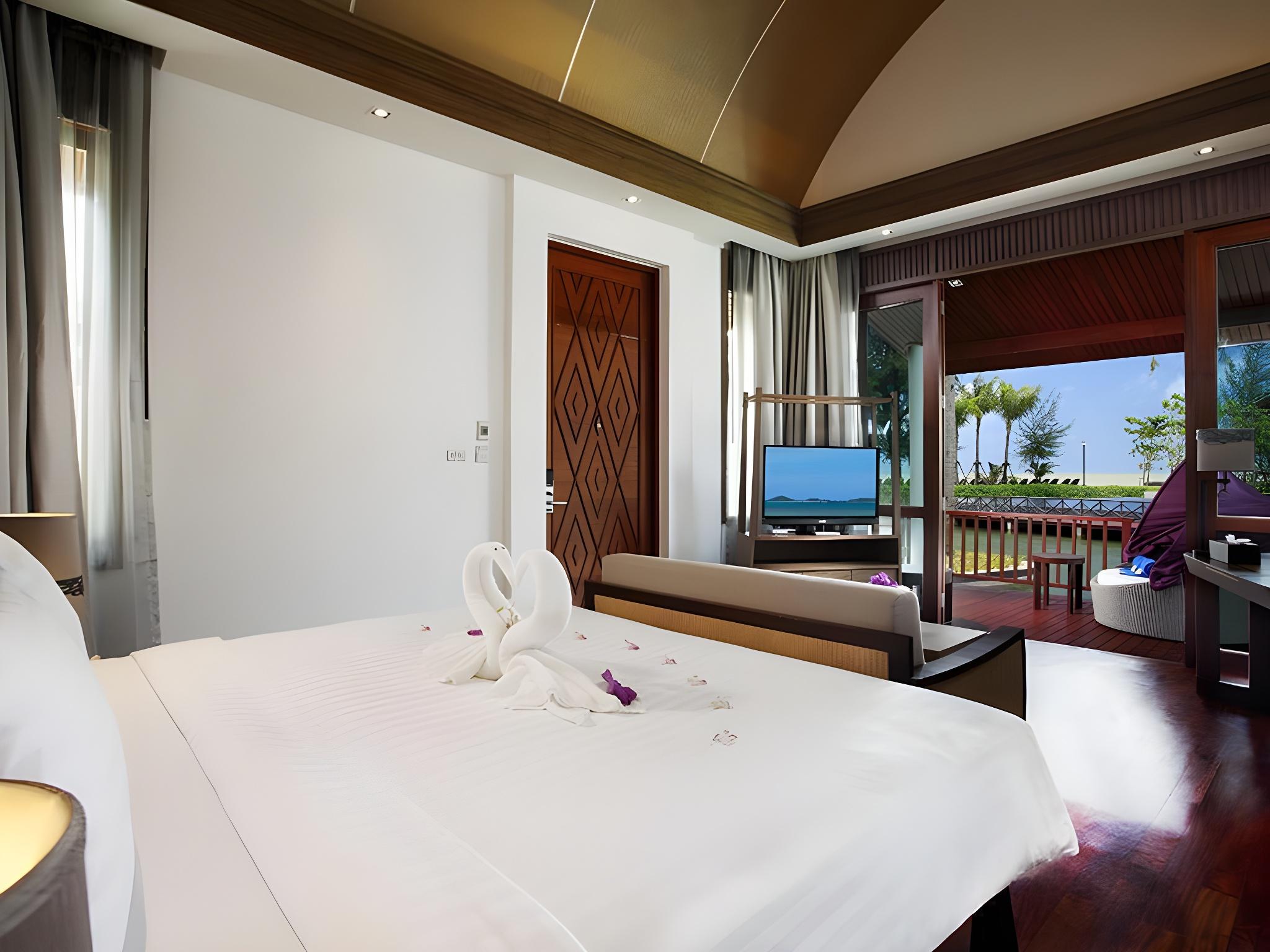 Water Pool Villa, Double Bed