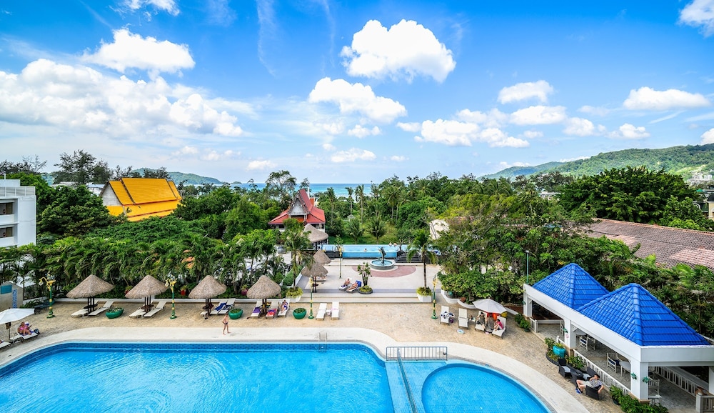 Andaman Beach Suites Hotel 67/69