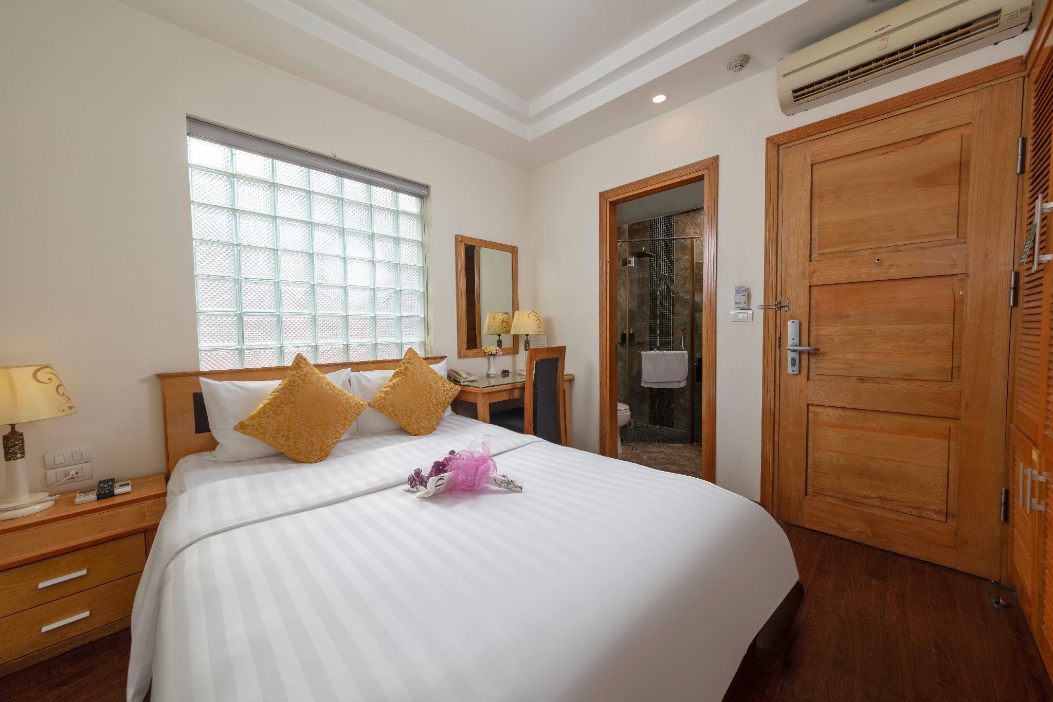 Superior, Double Bed, No Window