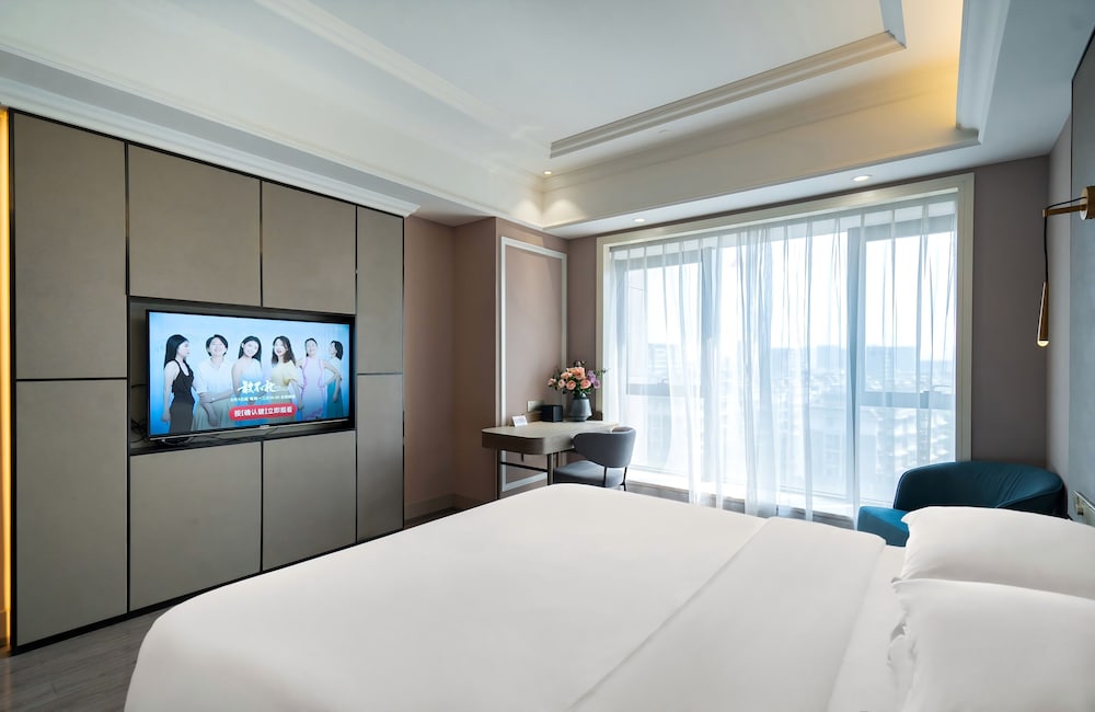 Mercure Hangzhou Linping 30/67