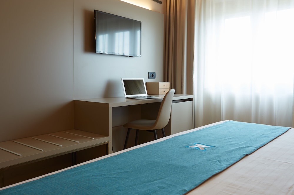 DC Hotel International 27/64