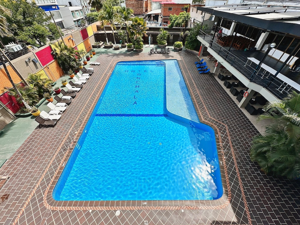 Hotel Tonchala 42/58