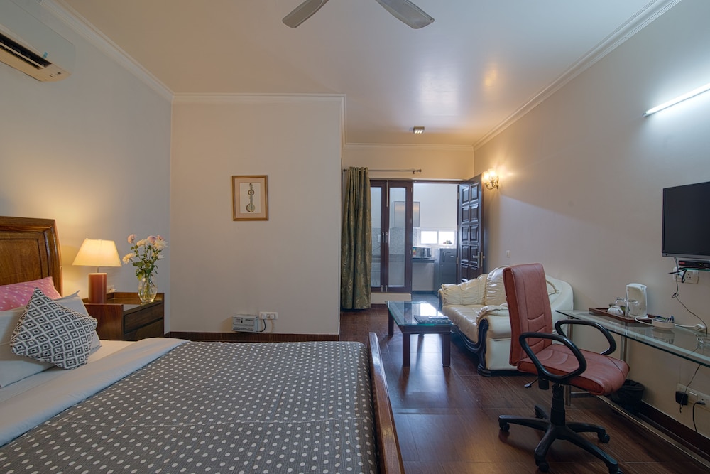 Perch Arbor Suites 33/52