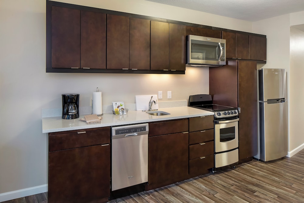 TOWNEPLACE SUITES BY MARRIOTT FORT MYERS ESTERO 9/50