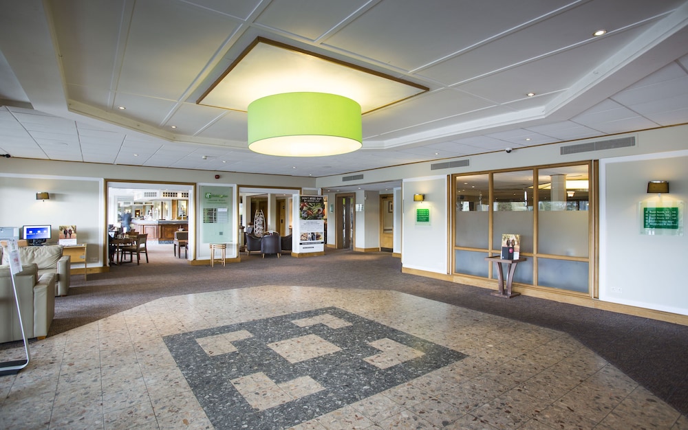 HOLIDAY INN LUTON-SOUTH M1 JCT 9 25/27
