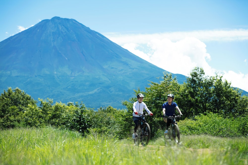 HOSHINOYA Fuji 45/49