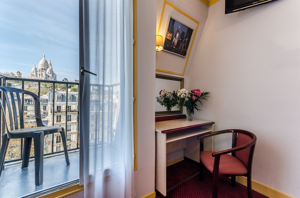 Avenir Montmartre Hotel 15/18