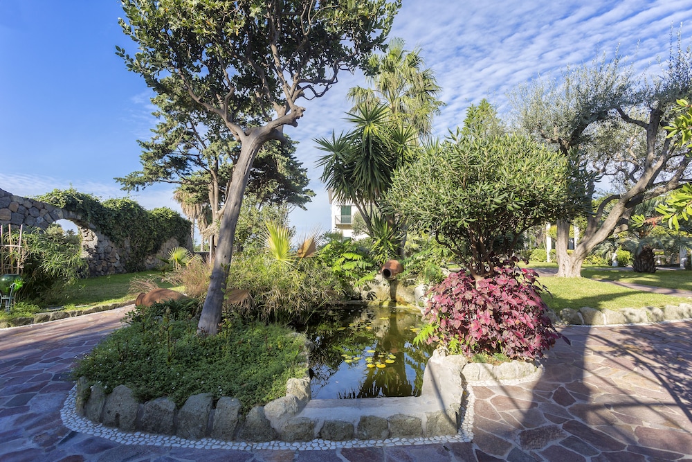 Hotel Tritone Resort And Spa 65/78