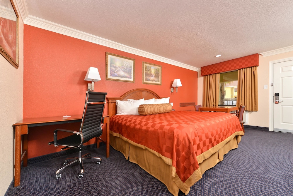 Americas Best Value Inn & Suites Alvin Houston 16/35