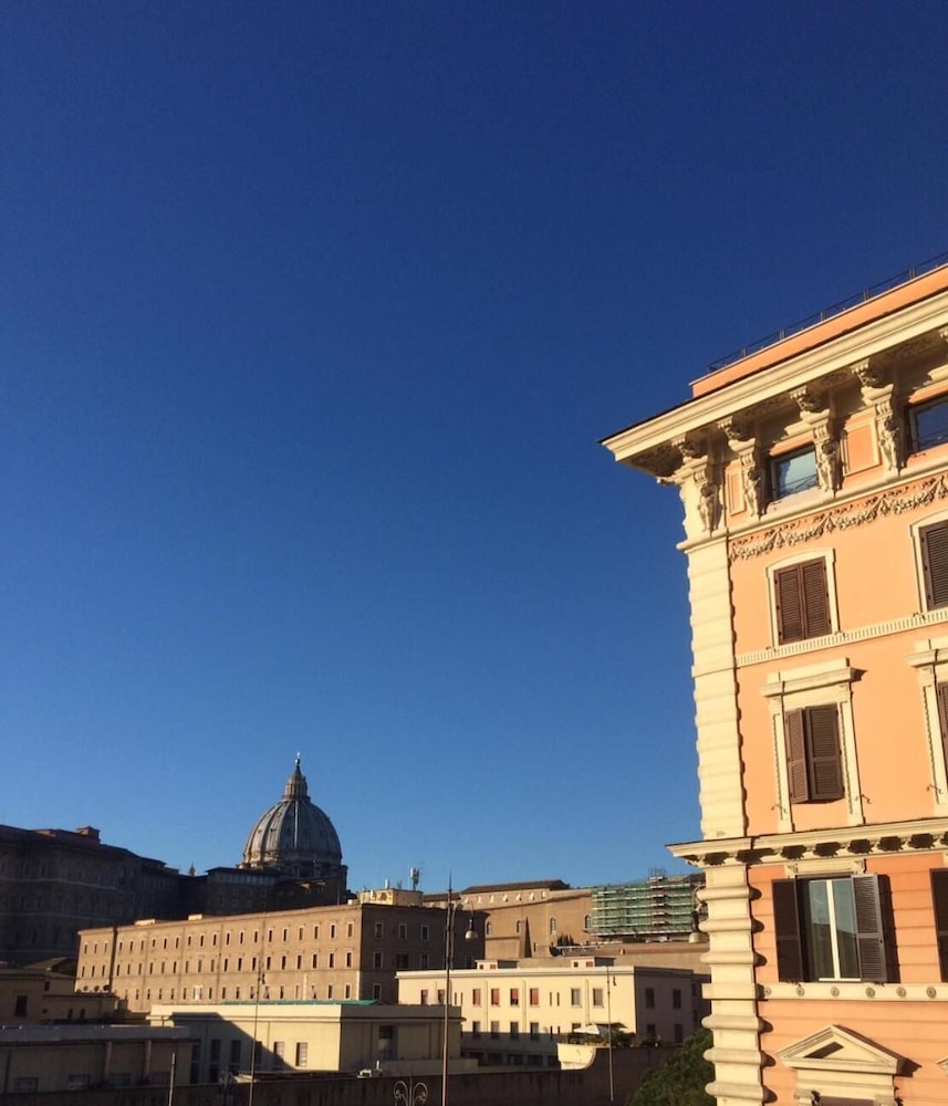 La Cupola Del Vaticano 3/47