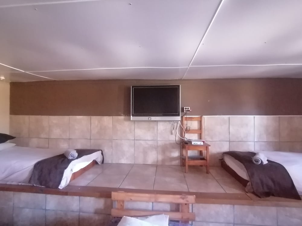 Ibis Place Guest House 23/50