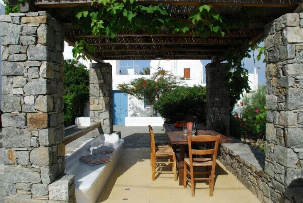 Andriani's Guest House 7/50