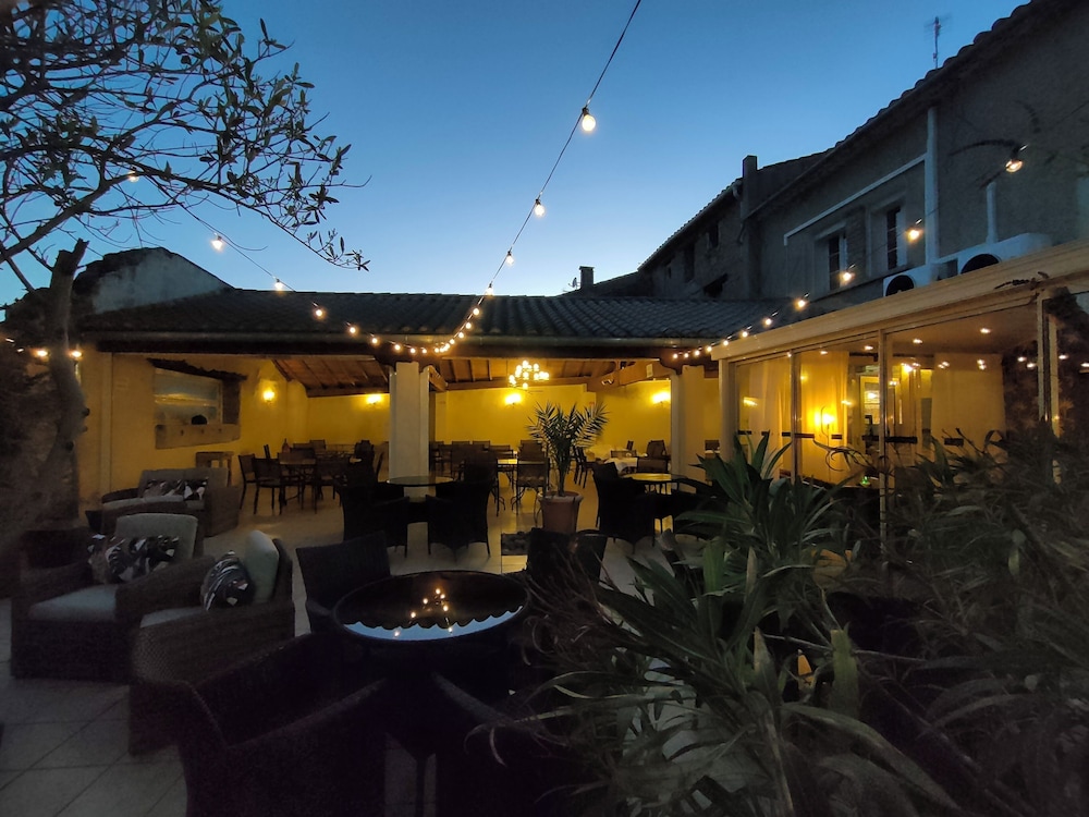 AUBERGE COTE JARDIN 2/56