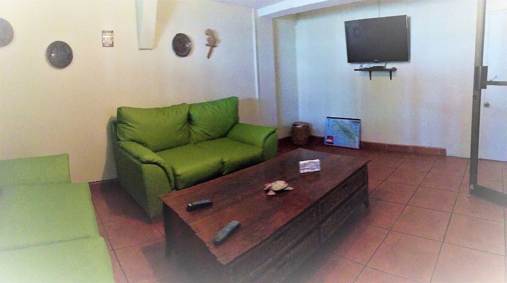 Costa Rica Guesthouse 46/70