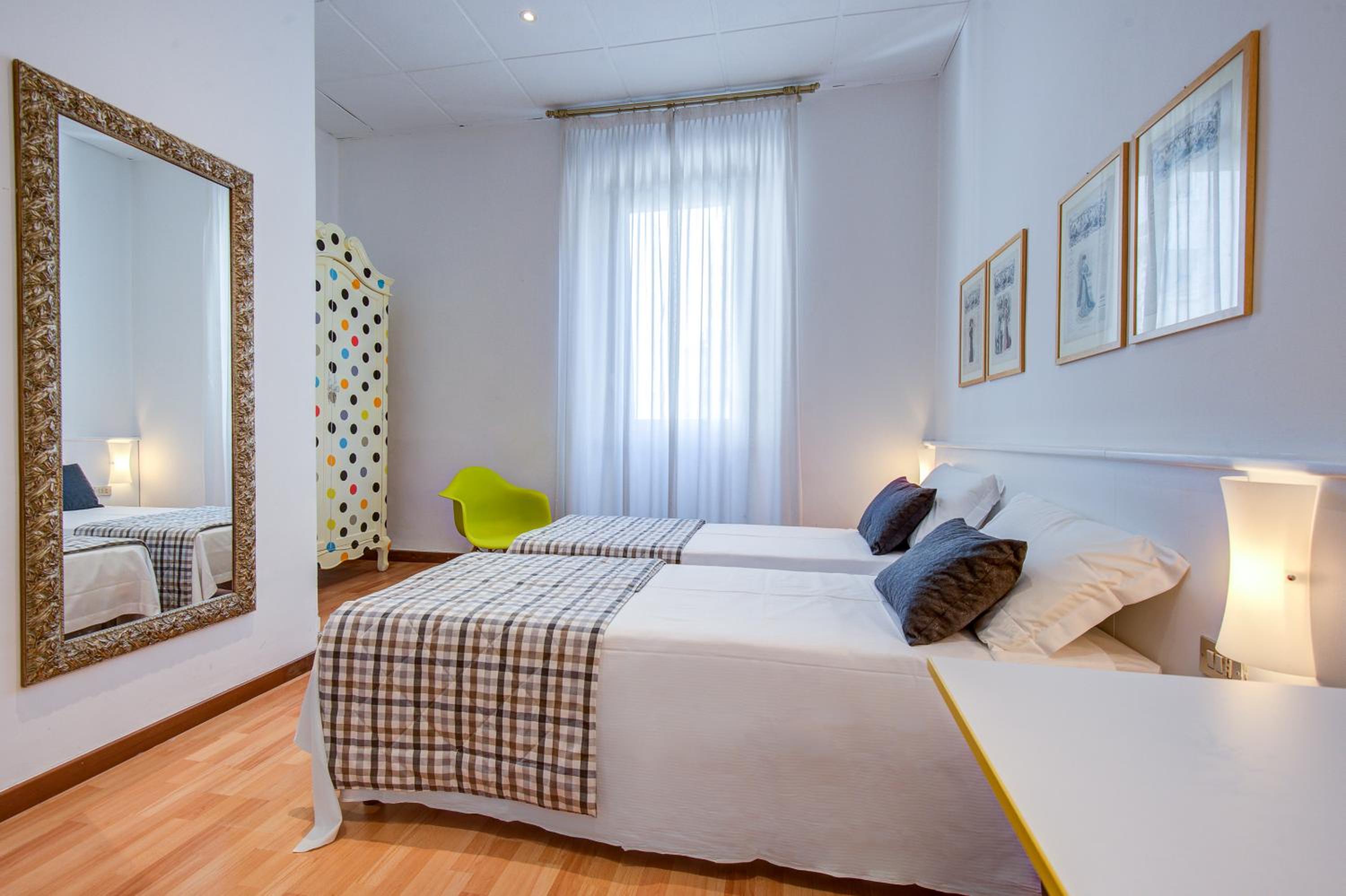 غرفة مفردة، Hotel Bernina 16/20
