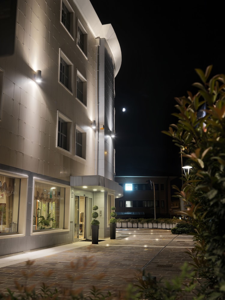 Hotel Ariston 5/28