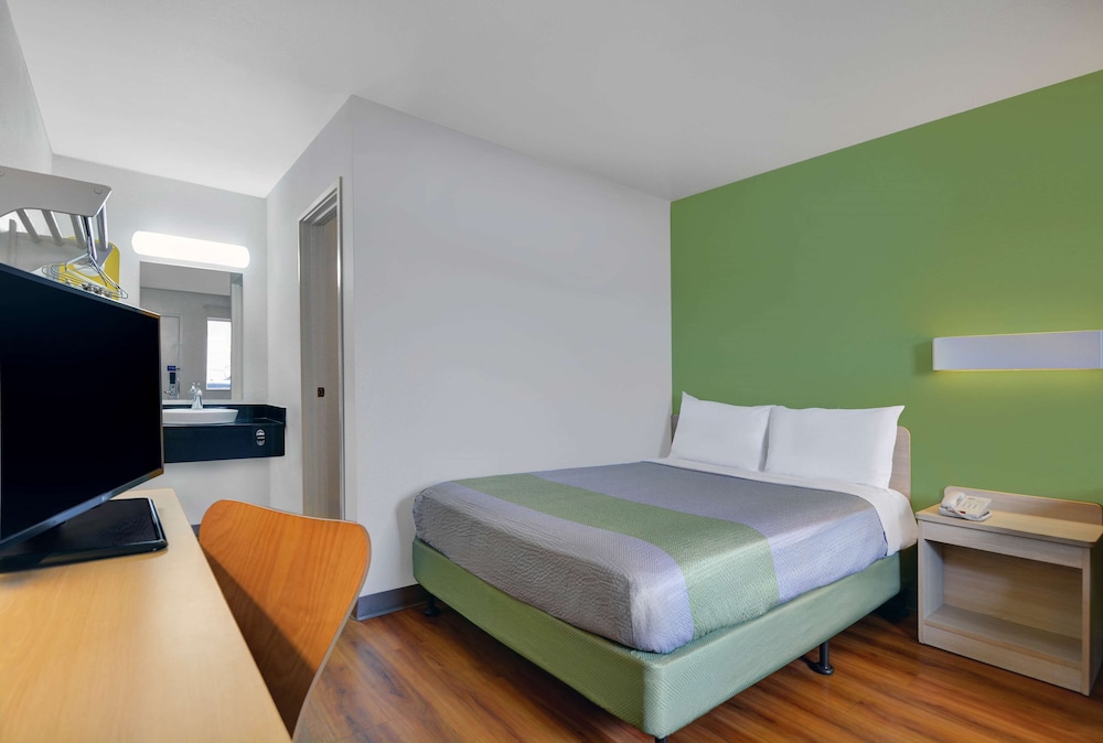 Motel6 Kissimmee, FL - Orlando 31/64