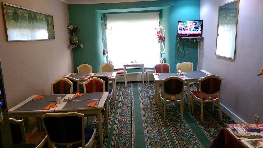 Hotel L'auberge Du Souverain 30/39