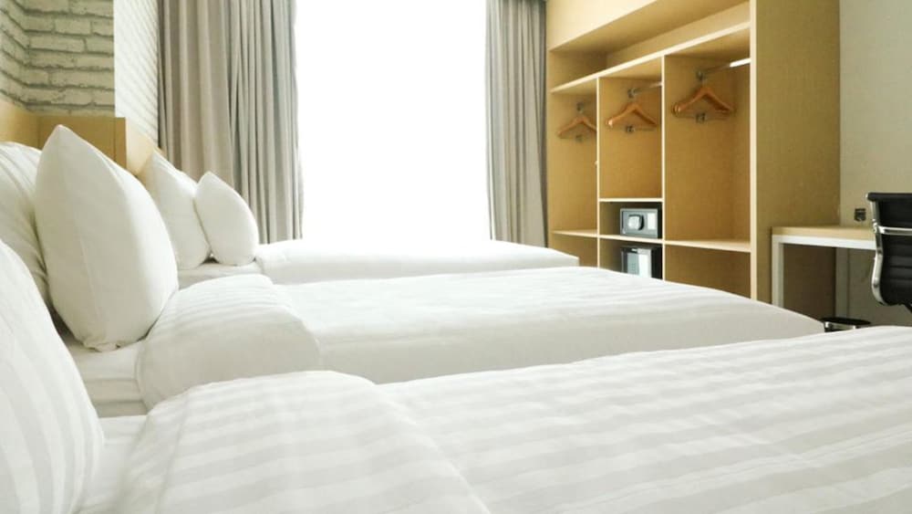 Palm Park Hotel Surabaya 18/46