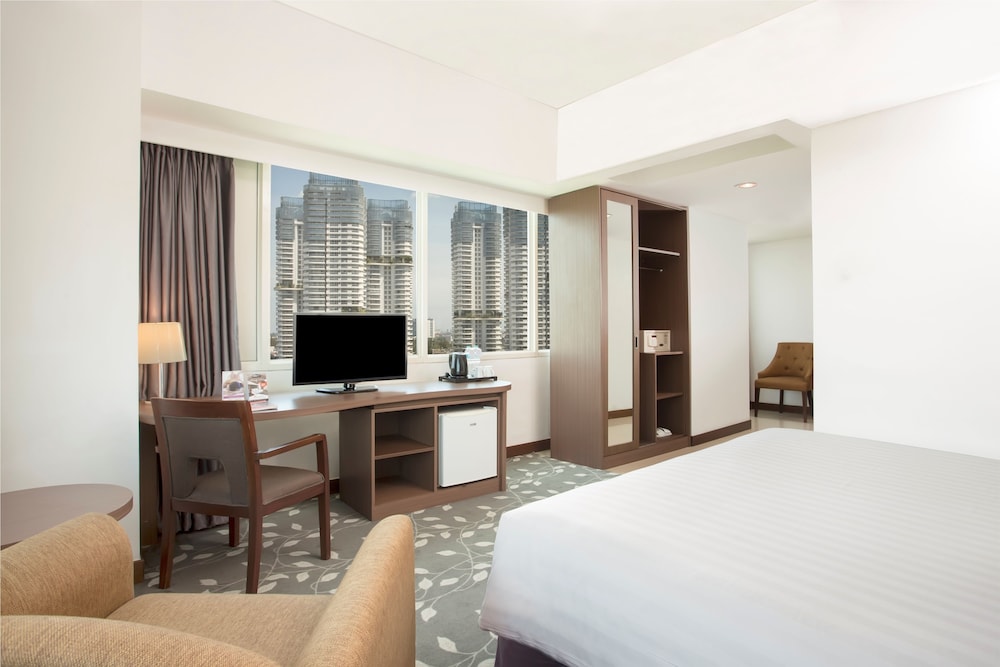 Swiss-Belinn Kemayoran Jakarta 25/50