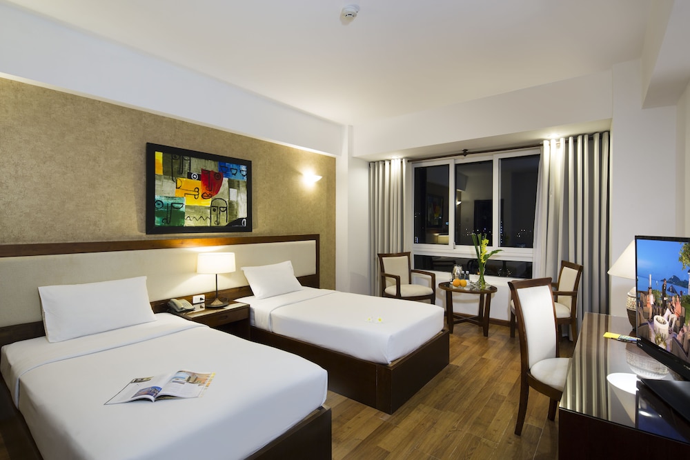Starlet Hotel 28/64
