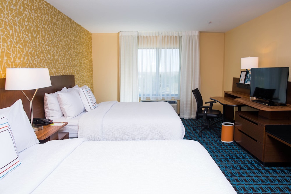 Fairfield Inn And Suites By Marriott Lincoln Southeast 20/64
