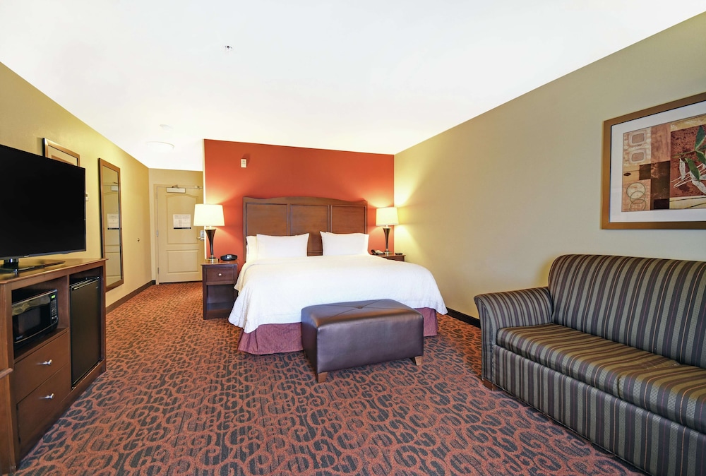 Hampton Inn Beloit 13/56