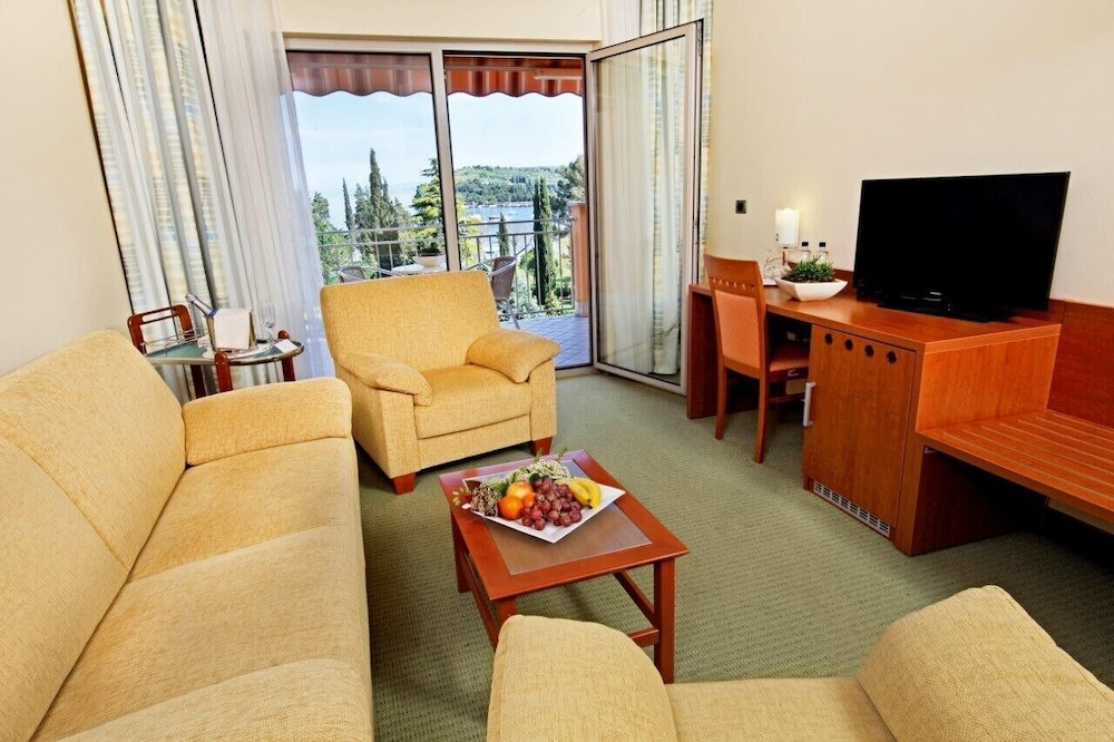 Hotel Salinera 42/66