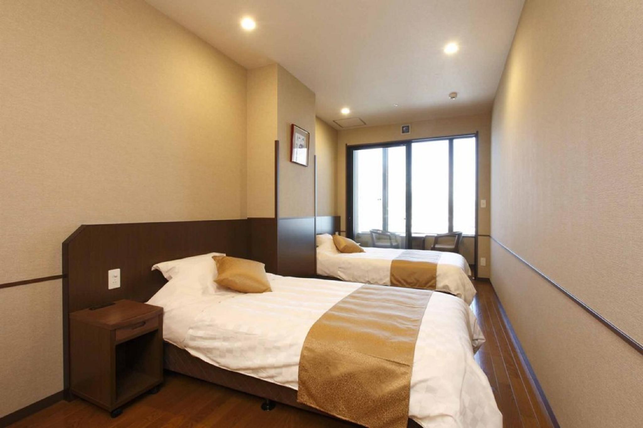KOBE HARBORLAND ONSEN MANYO-CLUB 9/30