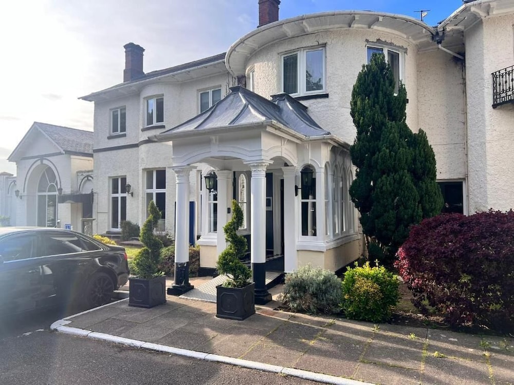 Brandon Hall Hotel and Spa 2/50