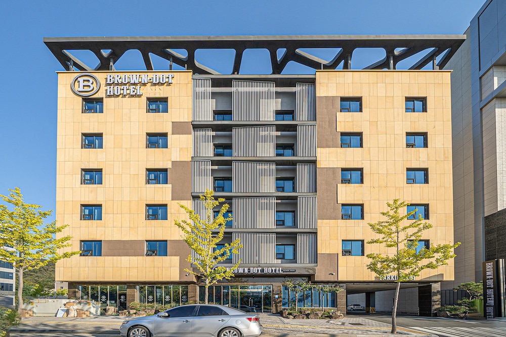 Brown-Dot Hotel Daegu Hyukshin Doshi 6/50