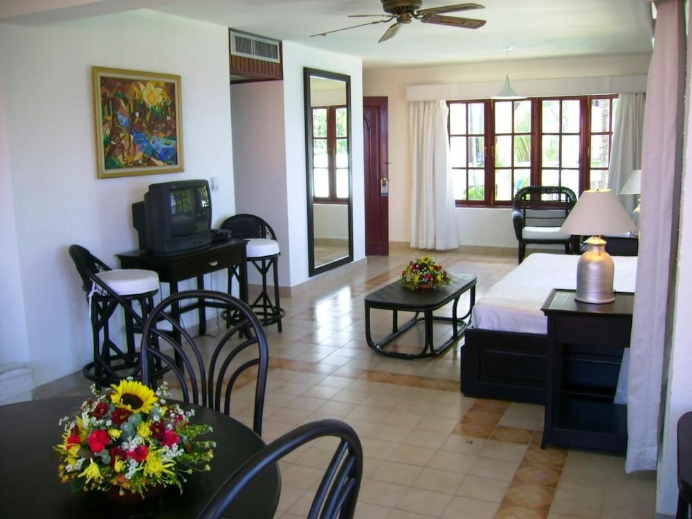 SOSUA BY THE SEA BOUTIQUE BEACH RESORT 24/50