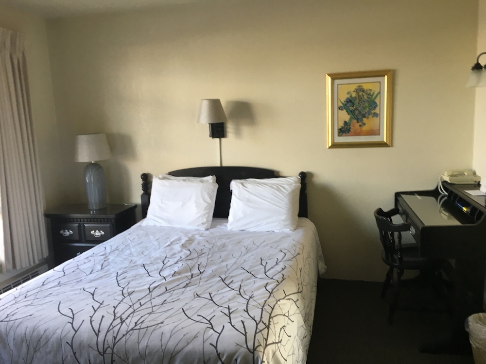Continental Inn 22/48